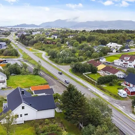 Lofoten 01 Apartman Leknes